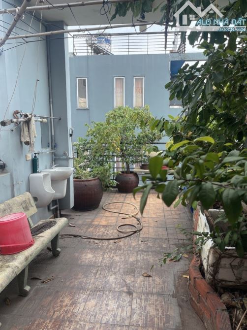 Gấp bán nhà Lê Văn Sỹ - 4 tầng 80m2 (4.3 x 23) Cách 30m ra mặt tiền Lê Văn Sỹ, giáp Quận 3 - 4