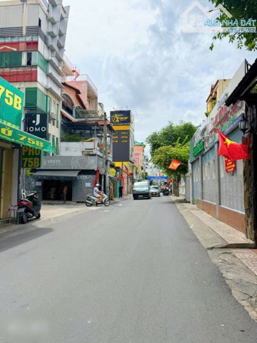 Nhà trung tâm Quận 3 – Huỳnh Tịnh Của – 5 tầng – 32.3m² – chỉ 4.5 tỷ - 4