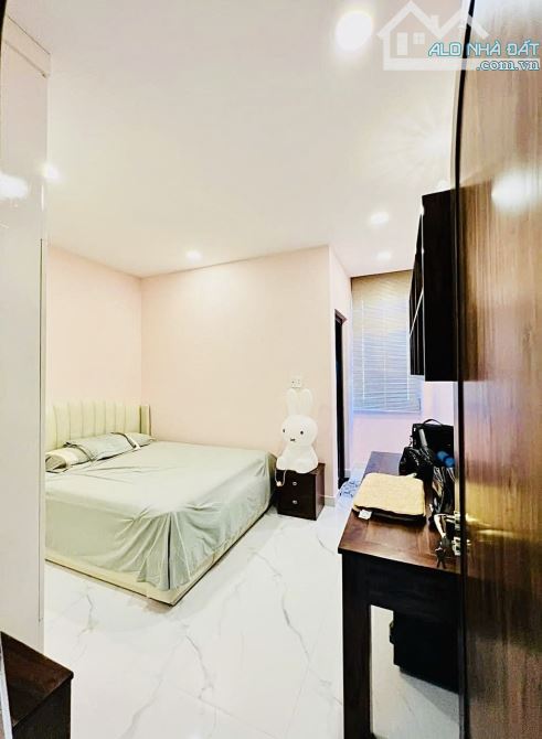 Nhà thờ PhaoLô - Đường số 7 - Khu Tên Lửa - 4 tầng - 4m x 16m - 4PN - Nội thất cao cấp - 4