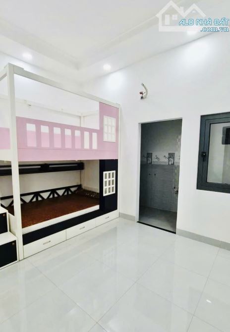 Gần Aeon Mall Bình Tân - 4 tầng - 4m x 17m - 4PN - Nội thất xịn - Gần công viên - 4