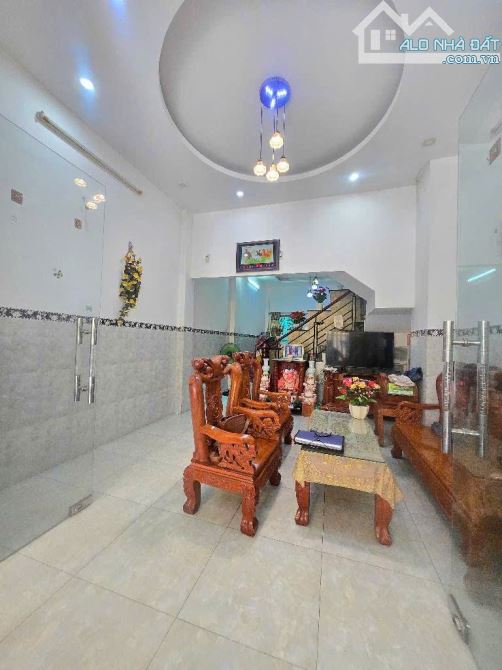 59m2 - 1t2l - 3pn - shr - 7 tỷ - đường 12m - bên hông chợ đầu mối thủ đức - 4