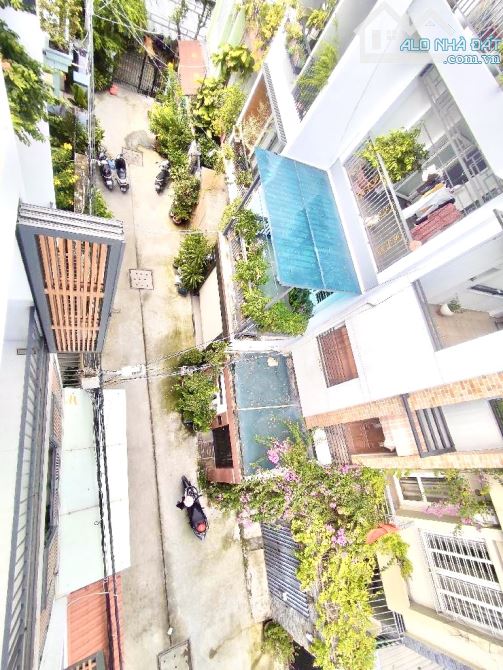 BÁN NHÀ PHỐ GÓC 2 MẶT TIỀN DT: 75m2 Huỳnh Tấn Phát Quận 7 Chỉ 6 Đồng nhĩnh - 4