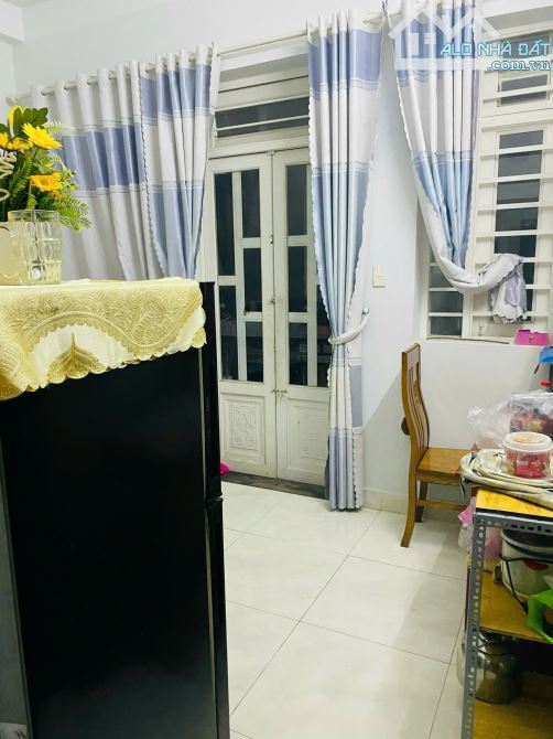 Nhà đẹp hxh Hiệp Thành 17, q.12, 4,2x13m, 4,78ty tl, trệt, 2 lầu, nội thất cao cấp ở ngay - 4