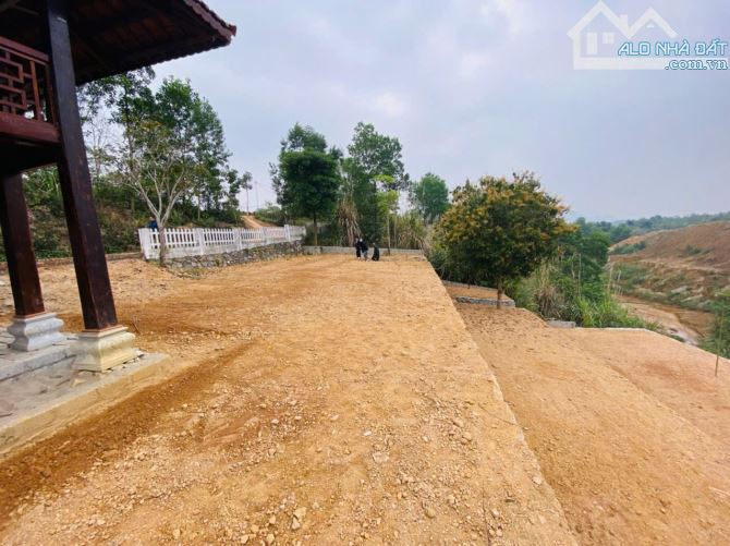 bán lô đất 541m trong khu quần thể nghỉ dưỡng đang xây dựng giá 2.x tỷ sẵn sổ - 4