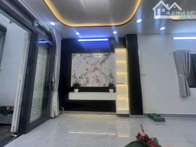 Bán nhà đẹp Huỳnh Tấn Phát, NB, Dt 4 x19m, nội thất cao cấp. Giá 3,99 tỷ - 4