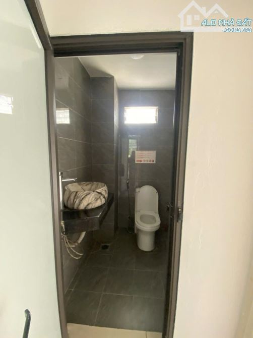 Hót! Dưới 14.6 Tỷ! Bán Nhà Mặt Đường Nguyễn Chí Thanh, Đống Đa, 40x4T, Mặt Phố-Vỉa Hà-KD - 4