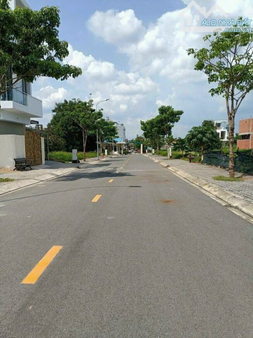 Giá bán nhanh lô đất Trung tâm TP Biên Hòa,mặt tiền đường 13m,sổ riêng thổ cư 100% - 4