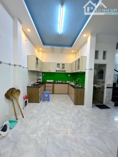 Nhà Hồ Văn Huê 5.7x10m Trệt.3L.4P.4wc.Phù hợp Ở Gia Đình.Ở KD Online - 4