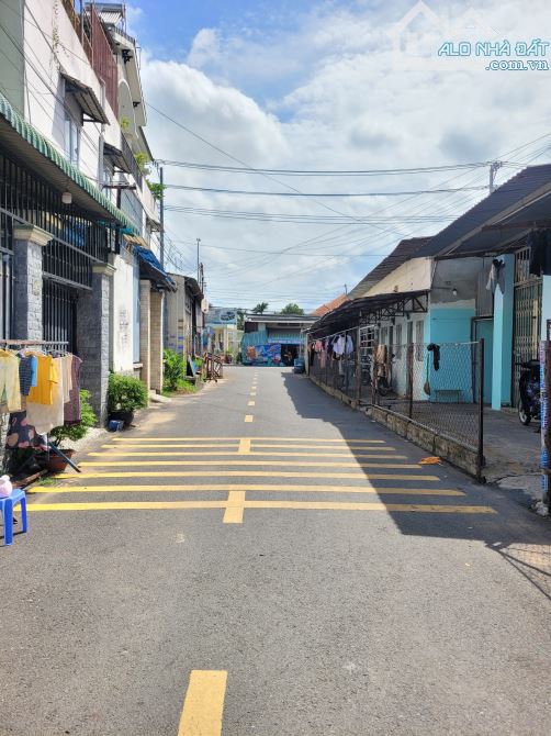 Bán dãy trọ 12x23m, hẻm Đông Minh p.Đông Hòa gần GO Dĩ An, thu 14tr/th - 4