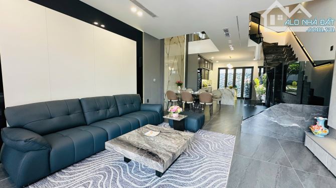 GẶP CHỦ XÂY NHÀ CÓ GU, THIẾT KẾ ĐẸP, NỘI THẤT HÀNG NHẬP, ANH CHỊ VÀO Ở SẼ SƯỚNG LẮM - 4