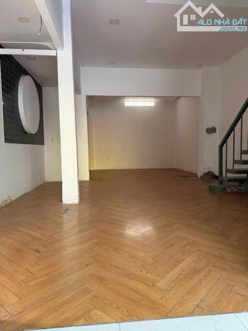 71.2m² BÁN NHÀ 3 TẦNG MẶT TIỀN LÔ GÓC PHAN VĂN TRỊ-NGANG 4m CHỈ 17,5 TỶ - 4