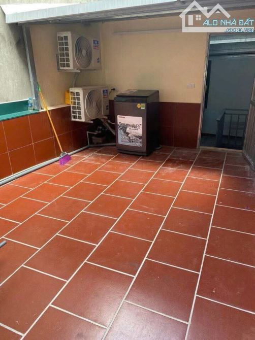 Cho thuê nhà ngõ phố Quốc Tử Giám Đống Đa 28m x 3 tầng, giá 10tr/tháng - 4