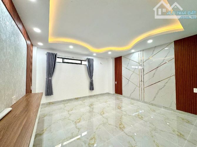 NHÀ GÒ VẤP 4 TẦNG - 4 × 13 HẺM 6M - THỐNG NHẤT - nhỉnh 6 TỶ - 4