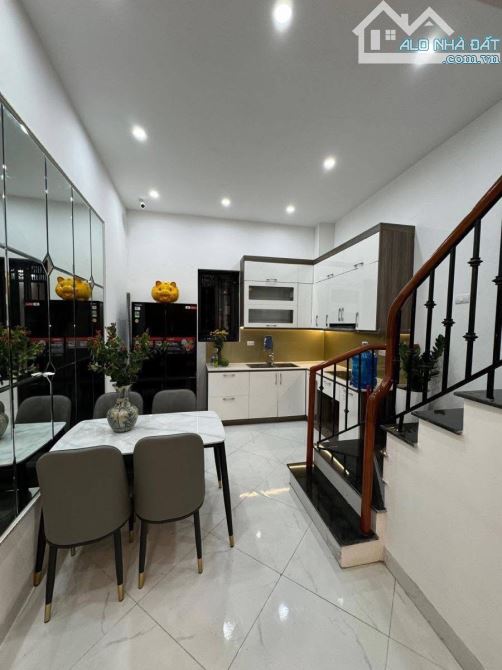 ☘️☘️☘️Phú Diễn 38m2 x 6 tầng nhà đẹp , mới , tặng nội thất , giá hơn 6 đồng  Do chủ nhà mu - 4