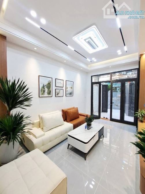 Nguyễn Ngọc Vũ - Ngõ Thông - Nhà đẹp ở ngay - hồ điều hòa - 60m2 - giá chỉ nhỉnh 14 tỷ - 4