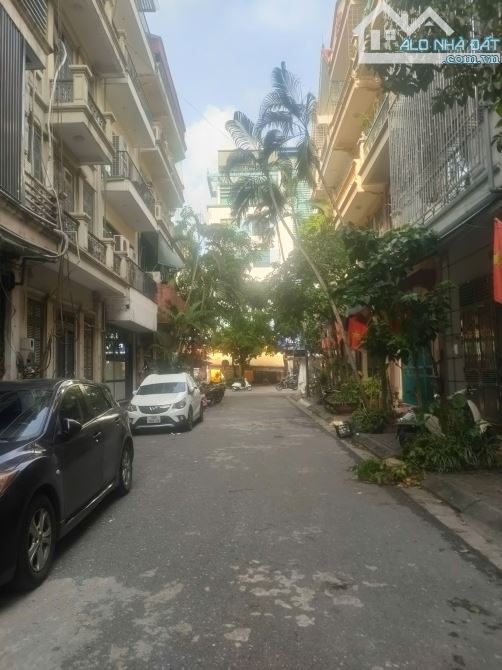 BÁN NHÀ PHẠM TUẤN TÀI, PHÂN LÔ, VỈA HÈ ÔTÔ TRÁNH, KINH DOANH, 74M2, MT RỘNG GIÁ 26 TỶ - 4