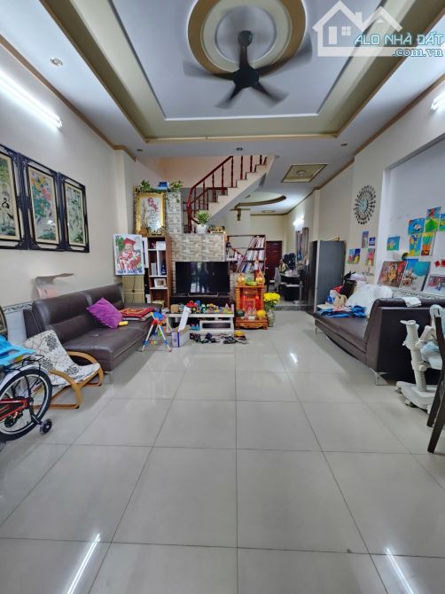 Bán nhà 5x21m gần trung tâm Y Tế Dĩ An 500m, p.Tân Đông Hiệp, Tp.Dĩ An chỉ 4,2 tỷ TL M6397 - 4