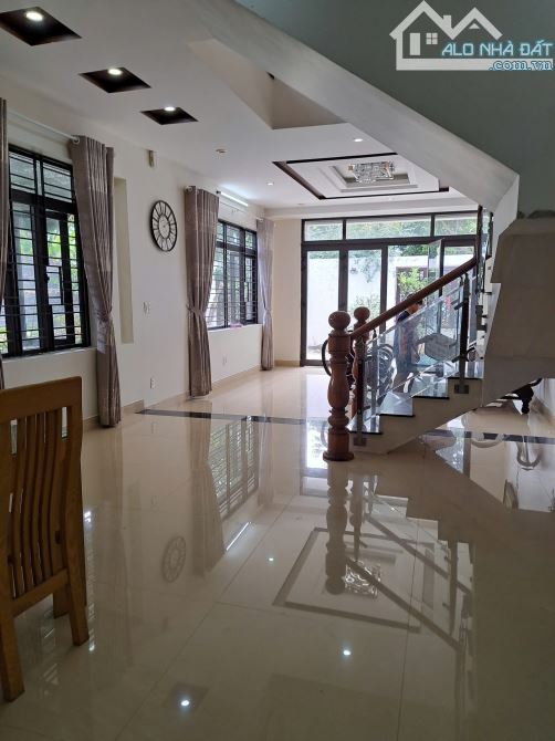 CHO THUÊ BIỆT THỰ 2 Tầng SÂN VƯỜN:  đường LÊ TRÍ VIỄN _ HÒA QUÝ - 4