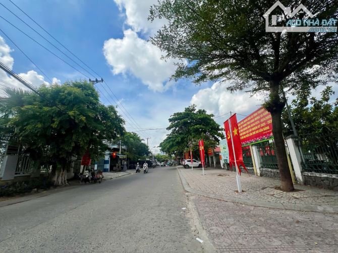 💥 Bán Lô góc đẹp tại Vĩnh Thạnh, Nha Trang, ngang rộng 7,5m giá chỉ hơn 2 tỷ xíu ạ . - 4