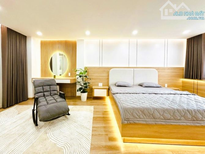 SIÊU PHẨM HẺM XE HƠI, 5TẦNG 60m2(4x15), KHU VIP PHAN XÍCH LONG, PHAN ĐÌNH PHÙNG,PHÚ NHUẬN. - 4