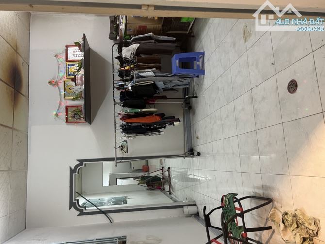Nhà Bè xe hơi tới nhà, gần 100m2, dài 19m, chỉ 4.x tỷ - 4