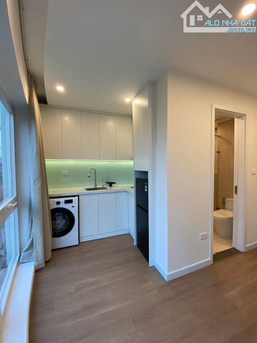 BÁN TÒA APARTMENT ĐỐNG ĐA 74M 7 DOANH THU 1,2TỶ /NĂM - 5