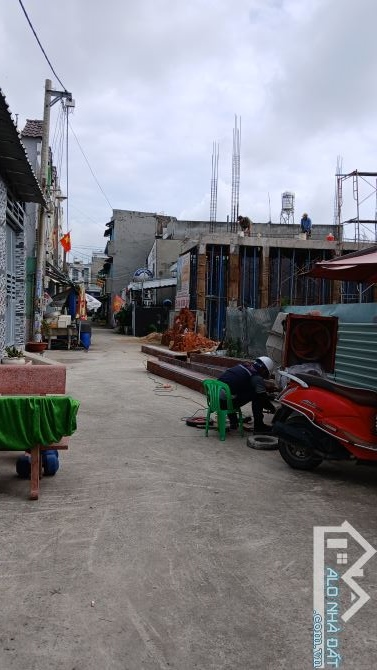 Bán 2 lô đất liền kề - Hẻm 6m Thạnh Lộc 29 - Ngay Chợ Cầu Đồng - Ngang 5m - 90m2 - 5