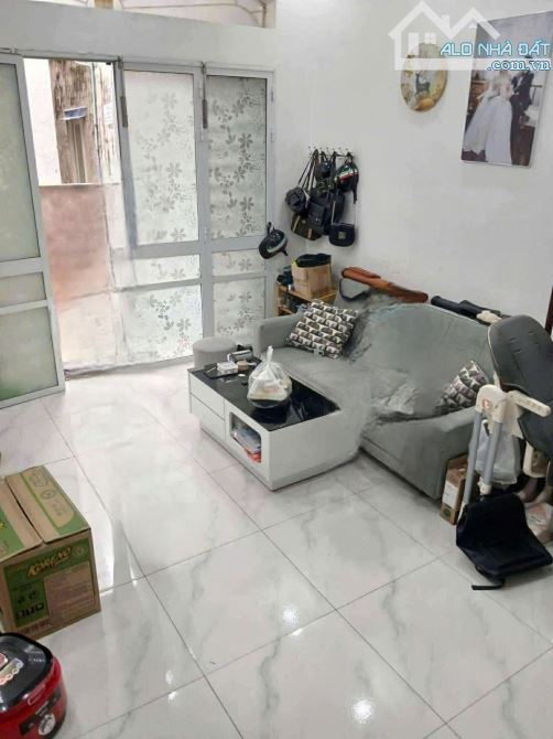 Bán nhà 3 tầng về ở luôn ngõ 261 Trần Nguyên Hãn - 5