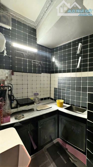 Chỉ 2 tỷ 580 triệu có nhà 1 lầu sổ hồng riêng đường 5m lê văn khương q12 - 5