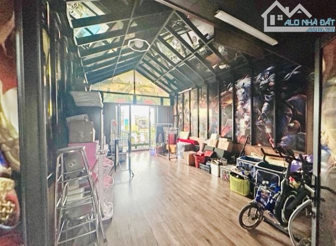 Gần đường số 7 - Khu Tên Lửa - 4 tầng - 5m x 20m - Nhà người nổi tiếng, thiết kế tuyệt đẹp - 5