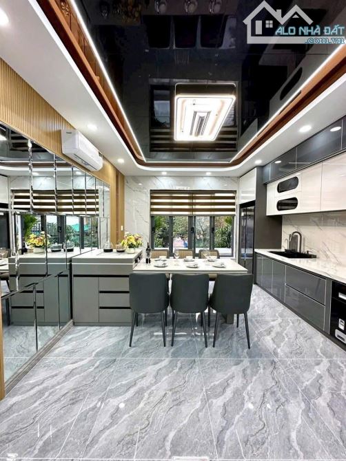 Bán 2 căn trệt lửng 3 lầu hẻm 8m đường Trần Thị Năm , DT 4x20m giá 8,2 tỷ TL - 5