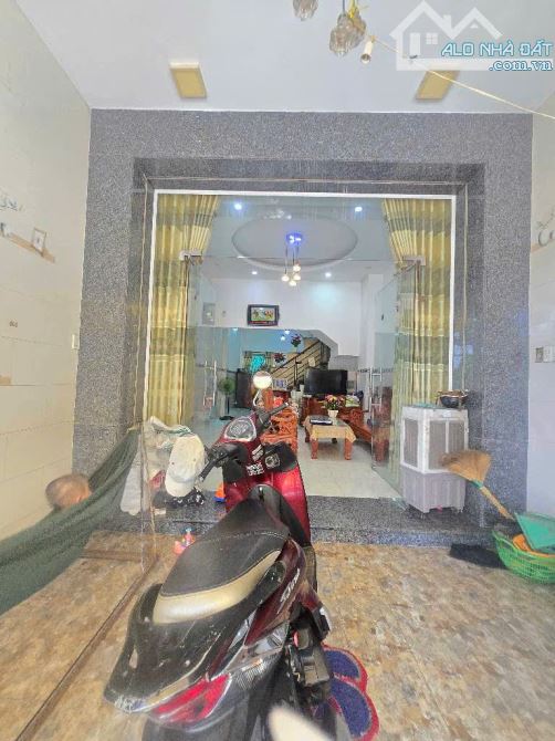 59m2 - 1t2l - 3pn - shr - 7 tỷ - đường 12m - bên hông chợ đầu mối thủ đức - 5