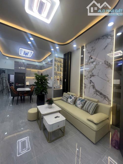 Bán nhà đẹp Huỳnh Tấn Phát, NB, Dt 4 x19m, nội thất cao cấp. Giá 3,99 tỷ - 5
