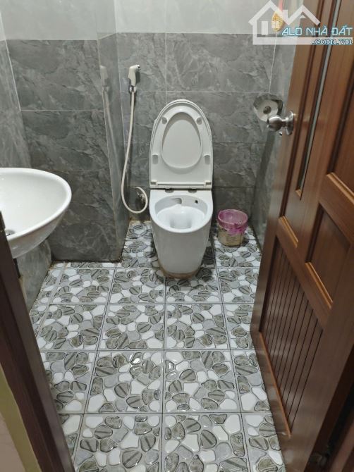 Bán nhà mặt tiền đường Nguyễn Đình Chiểu Quận 3 dt( 3 x 11m) giá 8,8 tỷ - 5