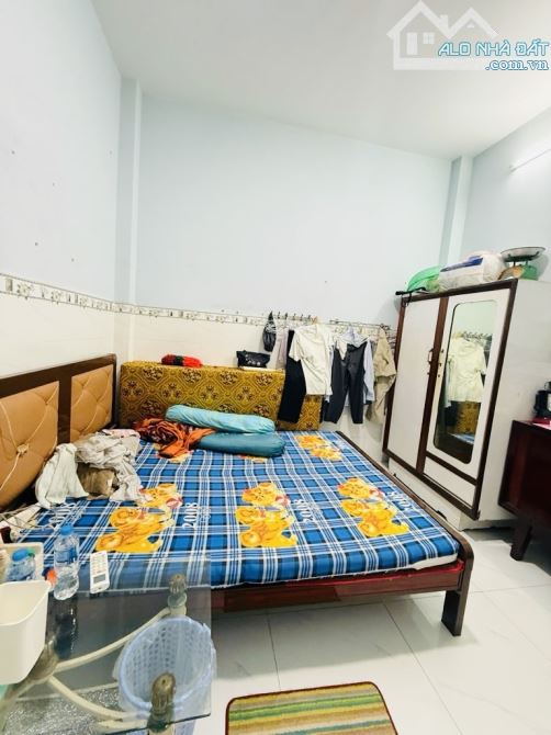Bán nhà Cống Lỡ, 1 Sẹt Hẻm 8m, 53m2, 3 Phòng Ngủ, 5 Tỷ x - 5