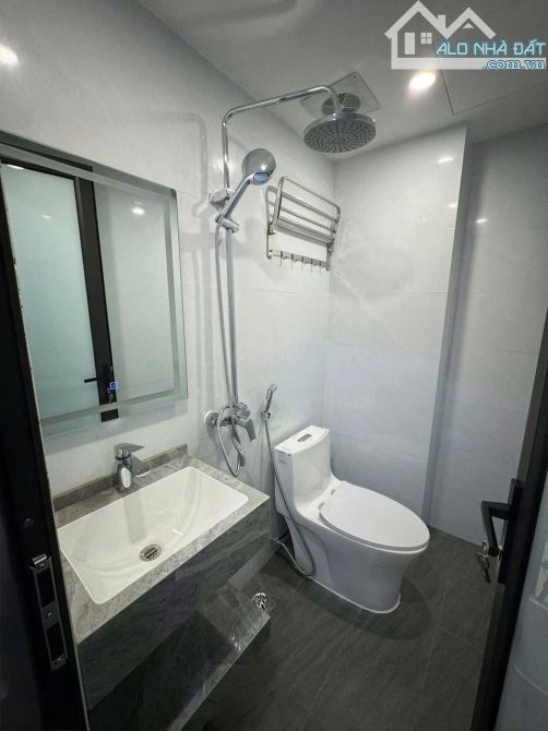 BÁN TOÀ NHÀ CAO CẤP SIÊU PHẨM BA ĐÌNH, DT 130 * 9 TẦNG 2 THOÁNG, THANG MÁY GIÁ 46TỶ - 5