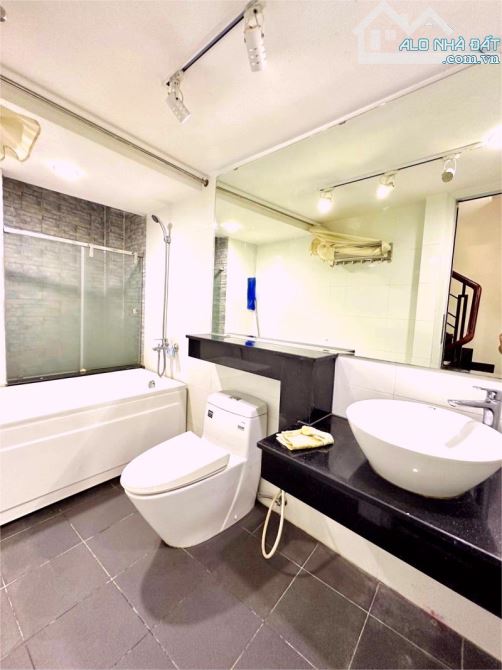BÁN NHÀ 33M2, 6 TẦNG NGUYỄN CÔNG HOAN, P7, PHÚ NHUẬN, GIÁ 7,x T-Ỷ. - 5