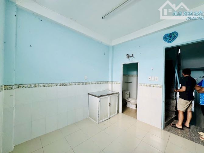BÁN NHÀ DIÊN HỒNG – P.1 BÌNH THẠNH – 30M² – 6.6 TỶ – NHÀ ĐANG KHAI THÁC CHDV THU NHẬP 18TR - 5