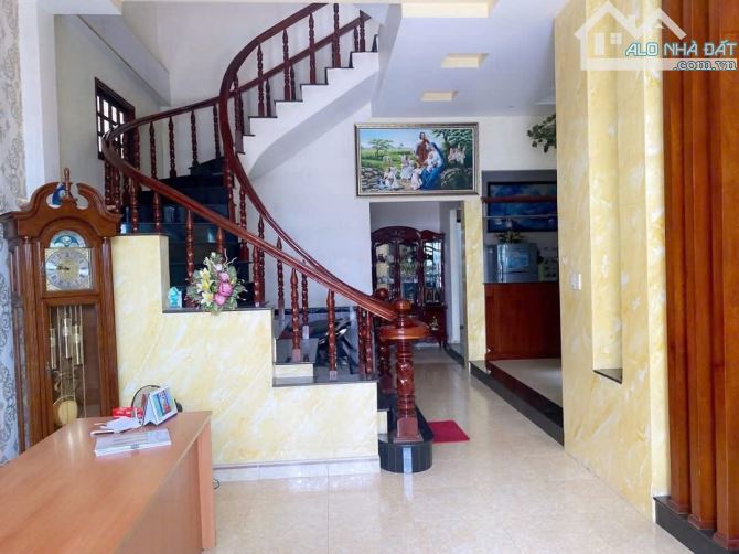 BIỆT THỰ 3 TẦNG, 5 PHÒNG NGỦ CỰC RỘNG - 5