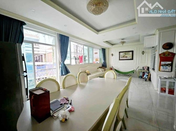 NHÀ 6 TẦNG HẦM XE HƠI – GIÁP TÂN BÌNH 8M x 21M - THANG MÁY - GẦN MẶT TIỀN PHAN HUY ÍCH - 5