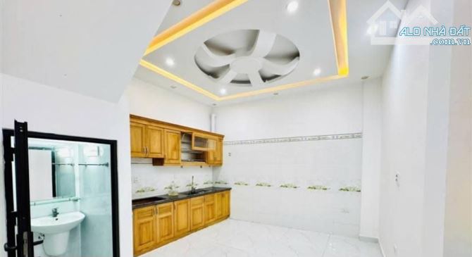 Bán nhà Ngô Gia Tự, Đằng Lâm, Hải An, Hải Phòng. 3 tầng, 40m2, 2,95 tỷ. Ngang 4m, đường 3m - 5