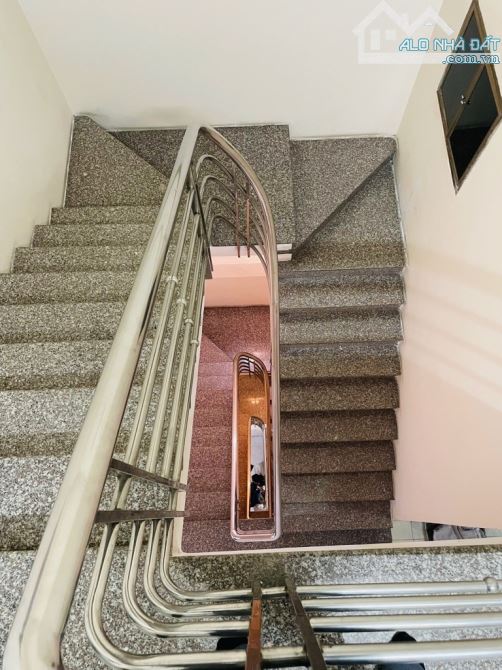 🏡 Bán nhà đường 10m ngay công viên - P8 Gò Vấp - 64m2 - 5 tầng - chỉ hơn #9tỷ - 5