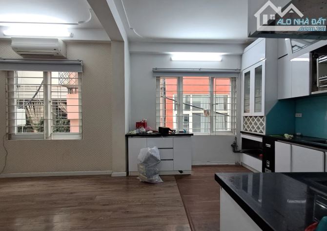 chủ cần nhà Cầu Giấy, ô tô tránh đỗ cổng, gara trong nhà, giá 12.5 tỷ - 6