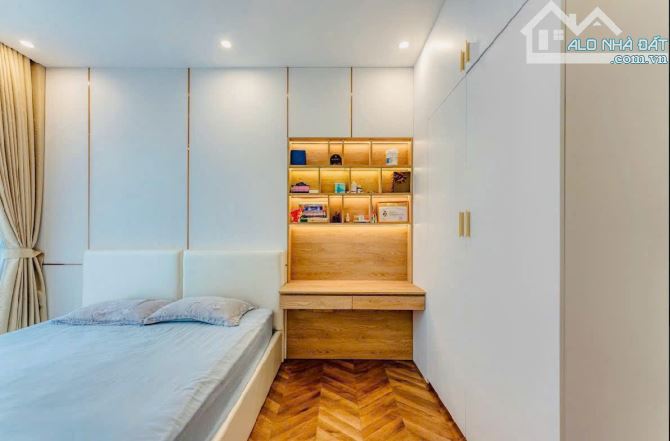 Penthouse  VHCP căn góc 3PN + 3wc - 166m2 Tầng 42 view thoáng, full nội thất, 25 tỷ - 6
