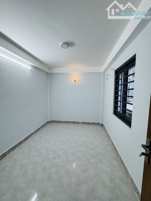 LÔ GÓC 4 TẦNG MỚI ĐẸP -  MẶT TIỀN LỘ LỚN MÃ LÒ - Ở VÀ KINH DOANH.GIÁ 6 TỶ TL - 6