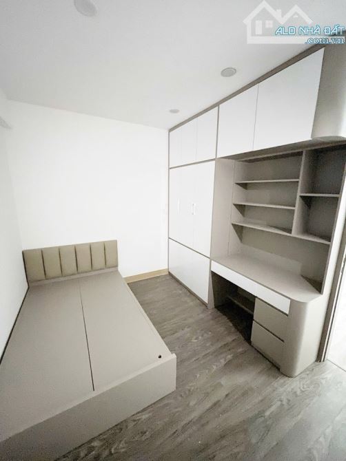 Tài Chính Hơn 5 tỷ/ 85 m2 / Cc Việt Hưng - 6