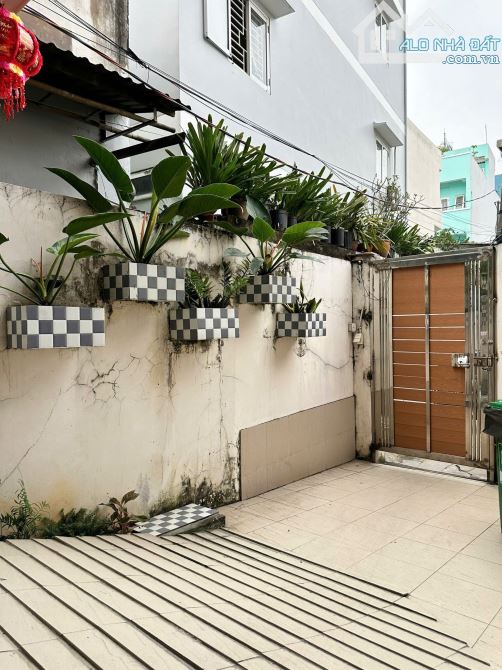 Siêu phẩm dòng tiền Dương Quảng Hàm 7.4m x 24m , 6 Lầu + CHDV Thu nhập 100 triệu/tháng - 6
