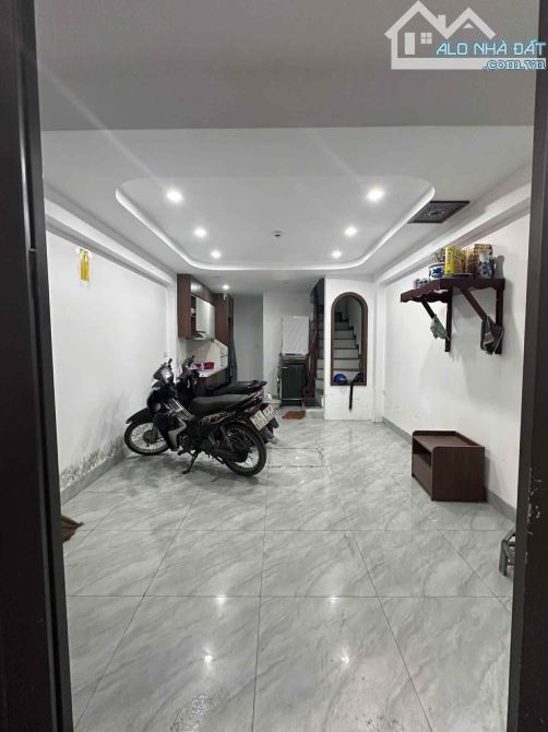 Trường Chinh, Đống Đa, 6 tầng, 5 ngủ, 50m ra mặt phố, 30m, 8.7 tỷ - 6