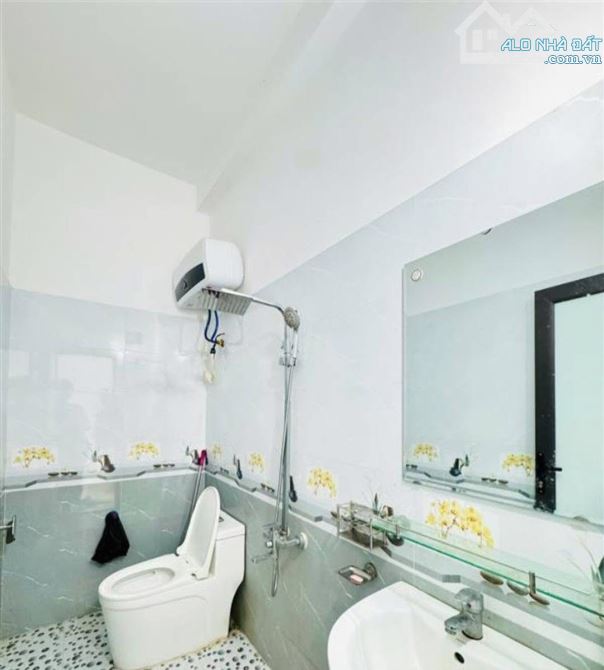 Bán nhà 3 tầng  Ngô Gia Tự, Đằng Lâm, Hải An 40m2, giá 2,95tỷ - 6