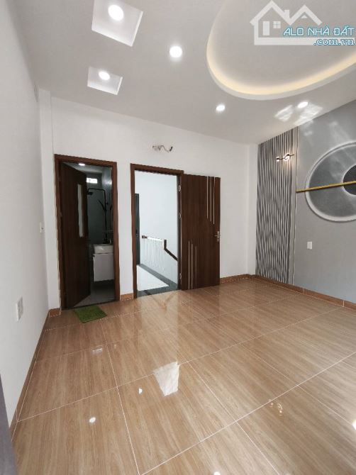 NHÀ GÒ VẤP 4 TẦNG - 4 × 13 HẺM 6M - THỐNG NHẤT - nhỉnh 6 TỶ - 6